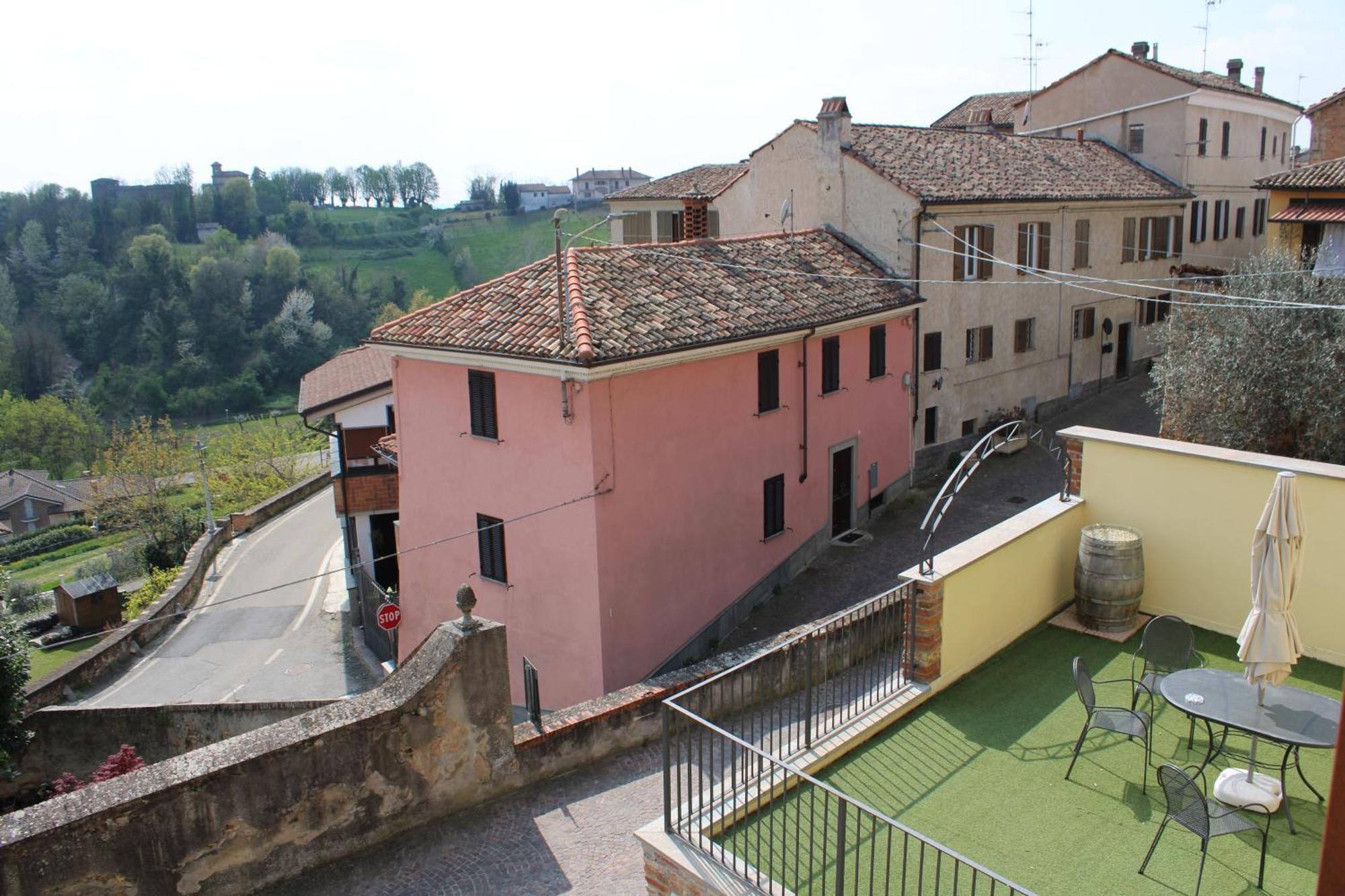 Terrazza Arcius Villa Moncalvo Bagian luar foto